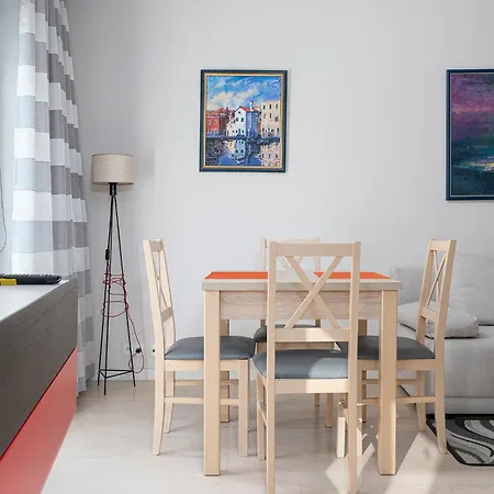 Appartement Rentplanet - Metro Mlociny *